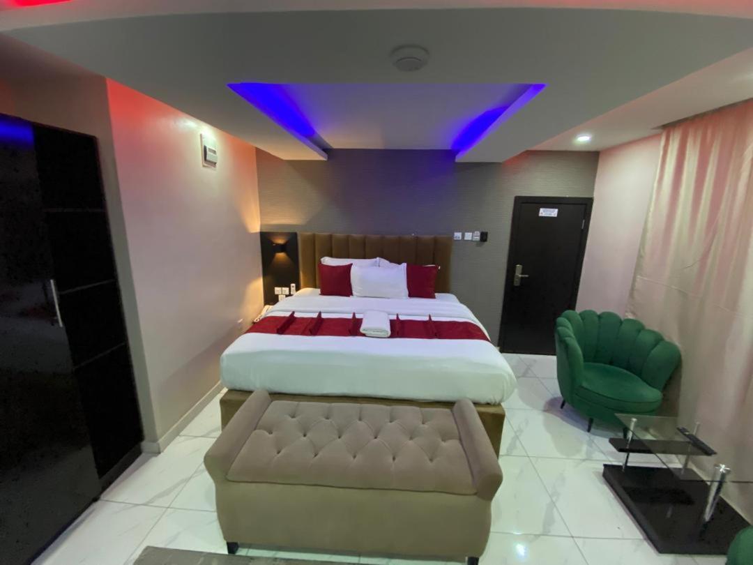 No 95 Suites VI Lagos Dış mekan fotoğraf